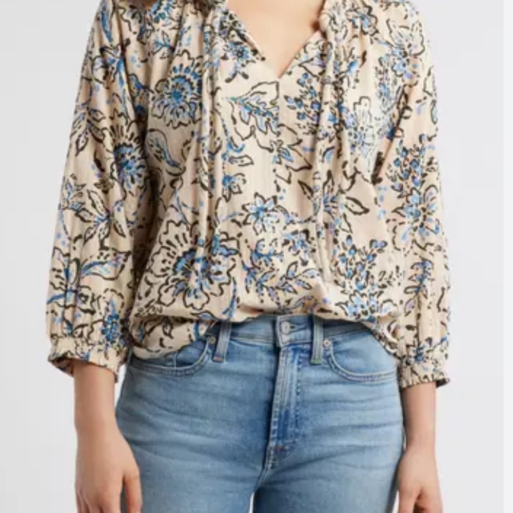 NWT Wit & Wisdom Cream and Blue Floral Blouse